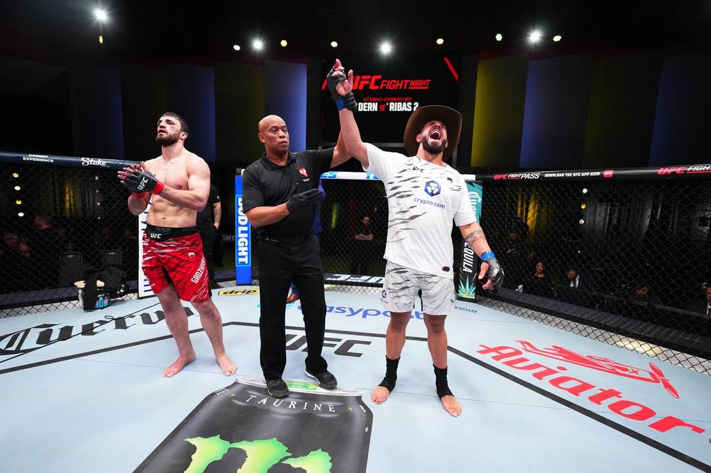 Magomed Gadzhiyasulov suffers first career defeat
