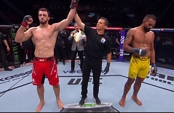 Magomed Gadzhiyasulov makes UFC debut with a win