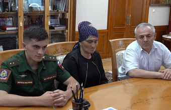 Head of Dagestan meets with hero of SMO Muhammad Magamedov