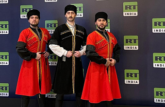 Dagestani Folk Ensemble ‘Imamat’ Performs at Summit in India