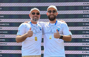 Dagestanis succeed to swim across Bosphorus